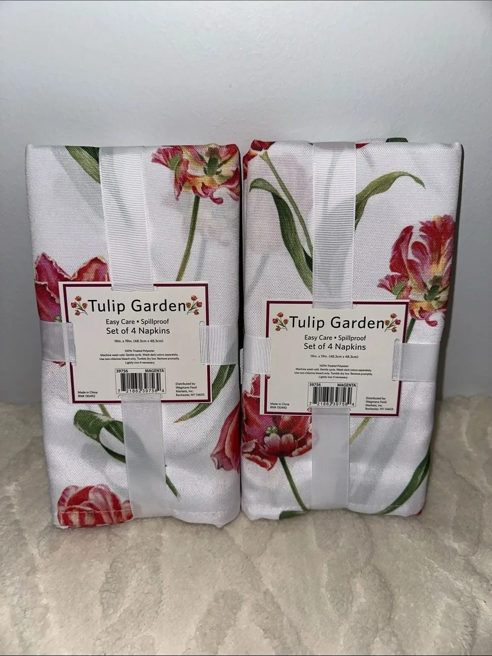 Wegmans Tulip Garden White Magenta Pink Green Set of 8 Polyester Napkins